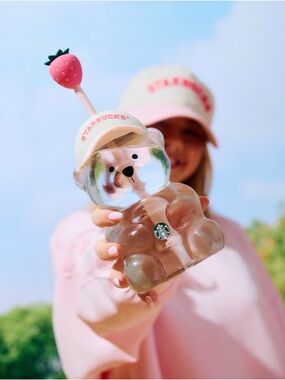 🧸Starbucks Bearista Bottle with Pink Strawberry Straw Topper 🍓